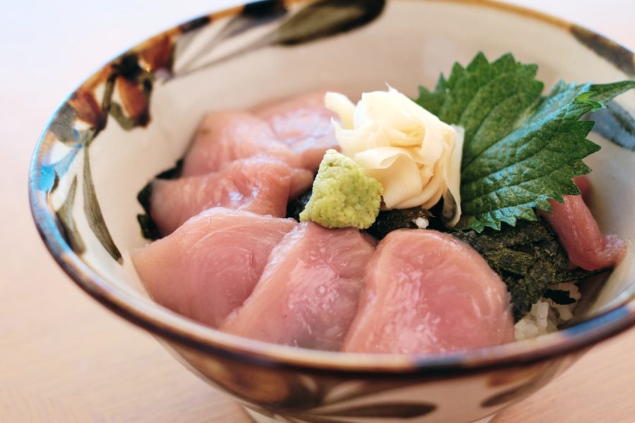 マグロ丼